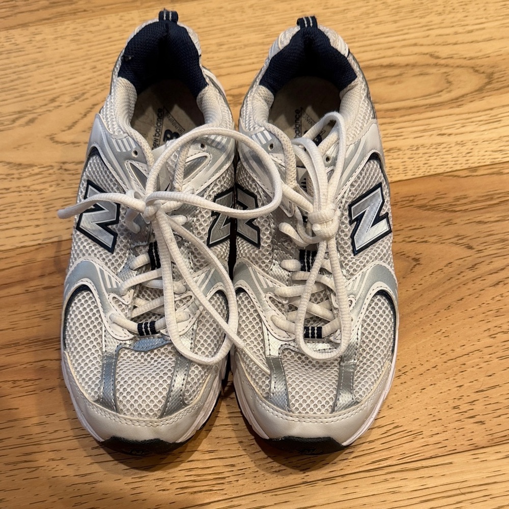 New Balance Mesh Sneakers in White and Navy 530 7.5